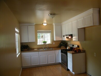 2053 Saturn Skyway, Redding, CA 96002 - photo 3