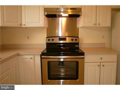 104 Diminish Dr, Newark, DE 19713 - photo 5