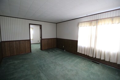 103 E 2nd St, Converse, IN 46919 - photo 5