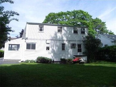 18 Canterbury Rd, Marblehead, MA 01945 - photo 2
