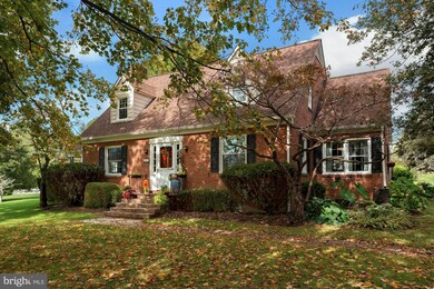 821 W Main St, Purcellville, VA 20132 - photo 3