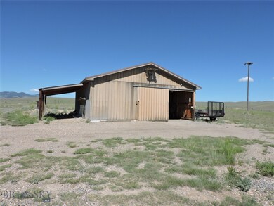28X30 Barn/Shop with overhang on one side