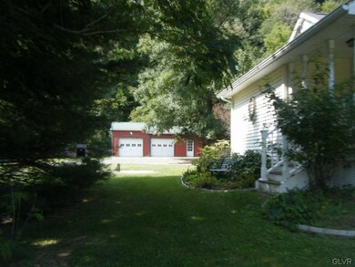 8048 Main St, Bangor, PA 18013 - photo 4