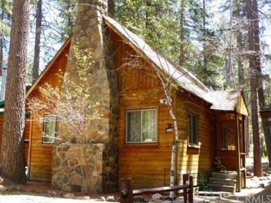 Lower Moonridge location in the pines!