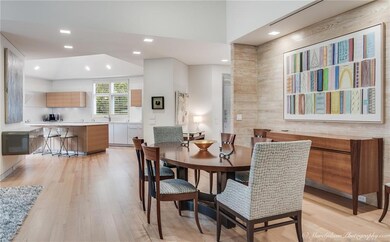 Open floor plan great for entertaining family and 