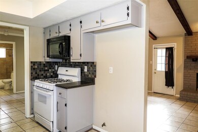 308 Golden Oaks Dr, Georgetown, TX 78628 - photo 7