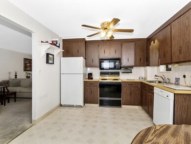 47 Mystic St unit 6F, Arlington, MA 02474 - photo 5