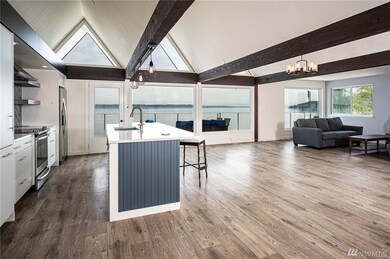 9909 SW 123rd Place, Vashon, WA 98070 - photo 7