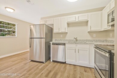 4457 Ish Brant Rd W, Jacksonville, FL 32210 - photo 6