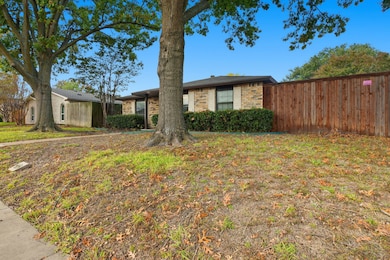 9101 Willowbrook Dr, Rowlett, TX 75088 - photo 2