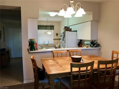 Dinette to Kitchen/eat in kitchen