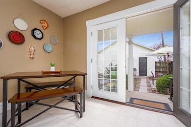 450 East Forest Street-18-SMALL