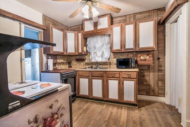 1878 Chestnut St, Holt, MI 48842 - photo 6