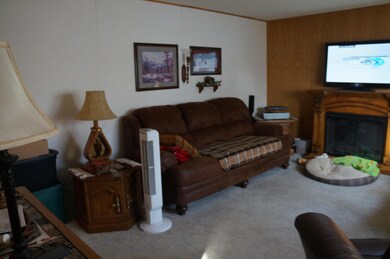 204 E Coyote St, Mandan, ND 58554 - photo 6