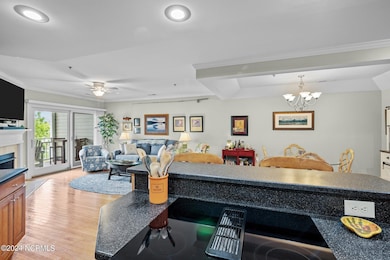 300 Midyette Street, A8