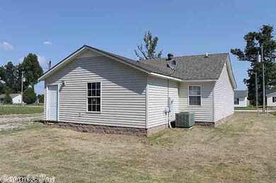 225 Lois Ln, Paragould, AR 72450 - photo 3