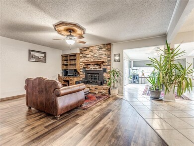 868 Squirrel Ct, Tuttle, OK 73089 - photo 7