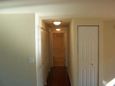 105 Ensenada Dr, Carpentersville, IL 60110 - photo 6