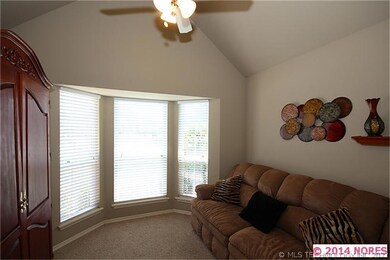 Office / Sitting / Bedroom4