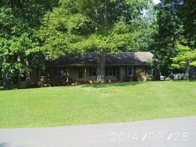 327 Hilltop Dr, Shelbyville, TN 37160 - photo 2
