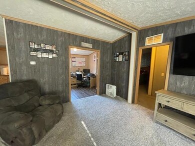 453 Newark Ave, Thornville, OH 43076 - photo 6