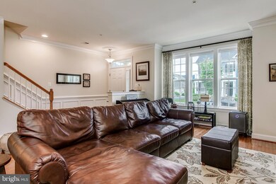 1418 Scheer St, Brunswick, MD 21716 - photo 4