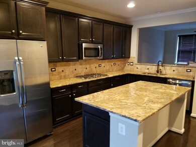 7545 Honey Locust Ln, Hanover, MD 21076 - photo 3