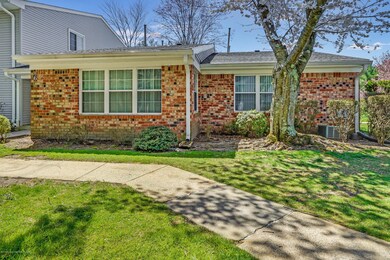 6 Snowberry Ct unit 281, Red Bank, NJ 07701 - photo 4