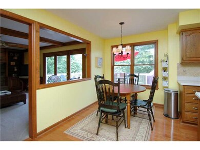 Kitchen. Charming breakfast dining area with great