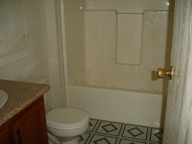 4213 Wells Dr unit 5, Pearland, TX 77584 - photo 6