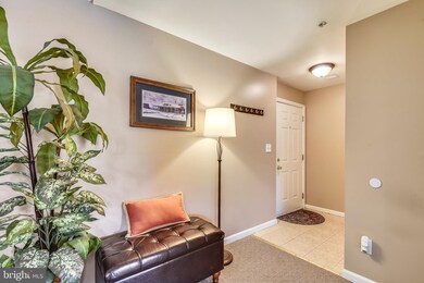 10998 Koman Cir unit 167, Manassas, VA 20109 - photo 3