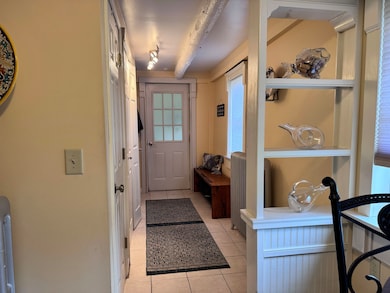 22 Chestnut St, Claremont, NH 03743 - photo 7