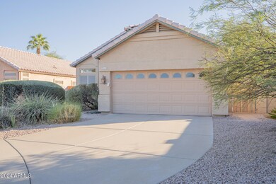 915 E Mission Dr, Tempe, AZ 85283 - photo 2