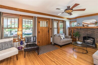 1537 47th St, Des Moines, IA 50311 - photo 4