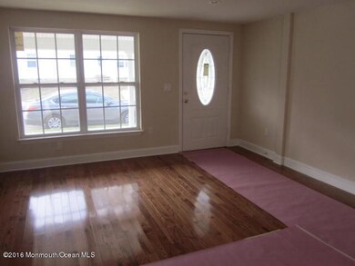 94 Neptune Ave Npt city 009