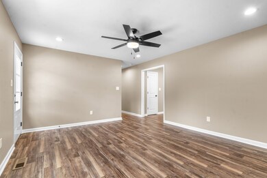 113 Gilkey Dr, Hopkinsville, KY 42240 - photo 6