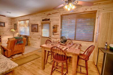 Living Dining Combo