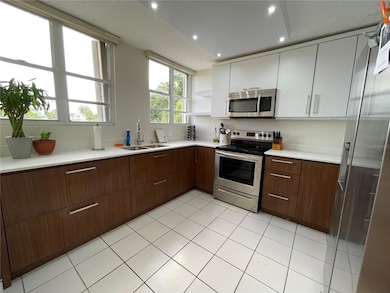 Caparra Chalets 49 Calle 8 unit 2A5, Guaynabo, PR 00969 - photo 5