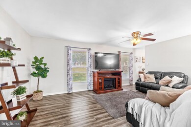 2068 Red Spruce Ct, Bryans Road, MD 20616 - photo 7