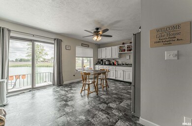 2348 Railsplitter Ave, Lincoln, IL 62656 - photo 6