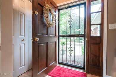 6807 Creedmoor Ct, Louisville, KY 40228 - photo 3