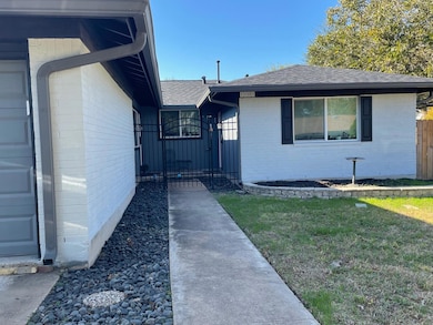 1105 Inland Greens unit A, Austin, TX 78758 - photo 4