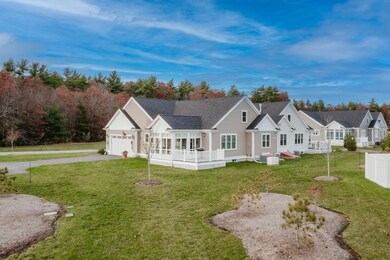 4 Sarahbeth Ln unit 1, Rochester, MA 02770 - photo 2