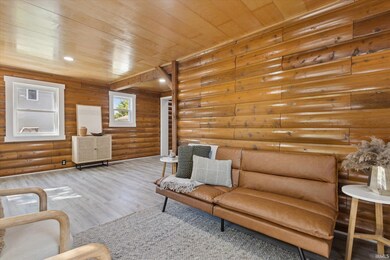 706 S Elm St, Nappanee, IN 46550 - photo 6