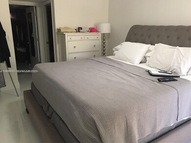 3551 Magellan Cir unit 423, Miami, FL 33180 - photo 4