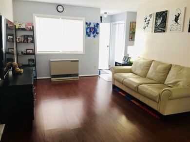 T5 Grandview Dr unit T, South Burlington, VT 05403 - photo 2