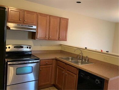 3641 Clauss Dr, Macungie, PA 18062 - photo 5