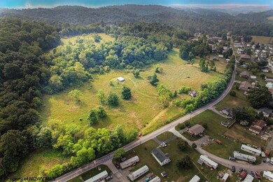 956 Middletown Rd, Shinnston, WV 26431 - photo 7