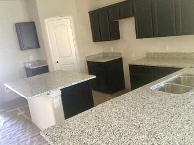 9963 Southern Bayberry Dr, Tomball, TX 77375 - photo 3