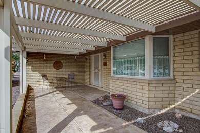 002_Front Porch